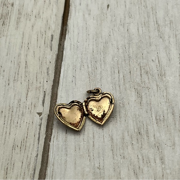 Vintage 10k Gold Heart Pendant/charm - Picture 6 of 7